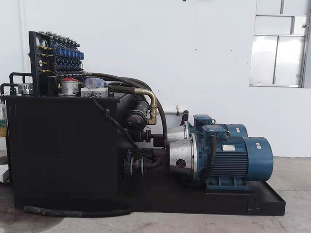 中频炉液压泵站